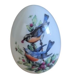 Avon Porcelain Four Seasons Egg Series Summer